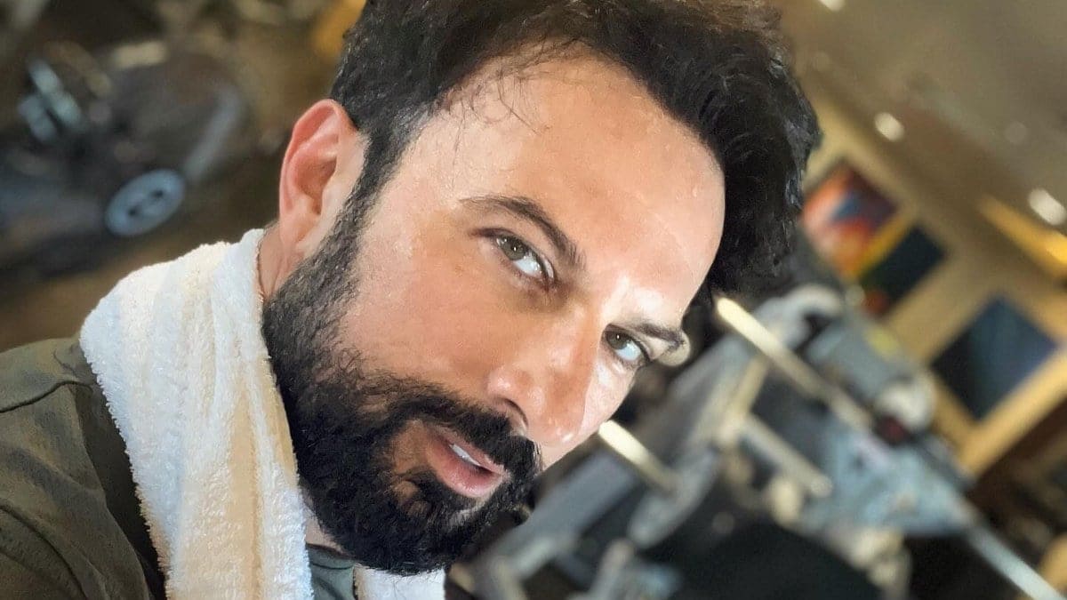 Megastar Tarkan, kızı Lira ile verdiği pozu paylaştı! Fotoğraf kısa sürede gündem oldu