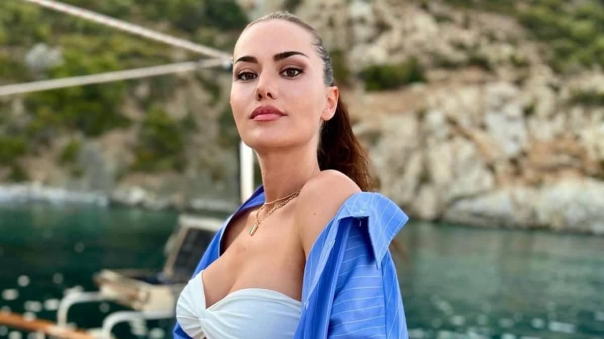 Fahriye Evcen’den şaşırtan paylaşım! Oğlu Kerem’in yüzünü gösterdi: İyi ki doğdun